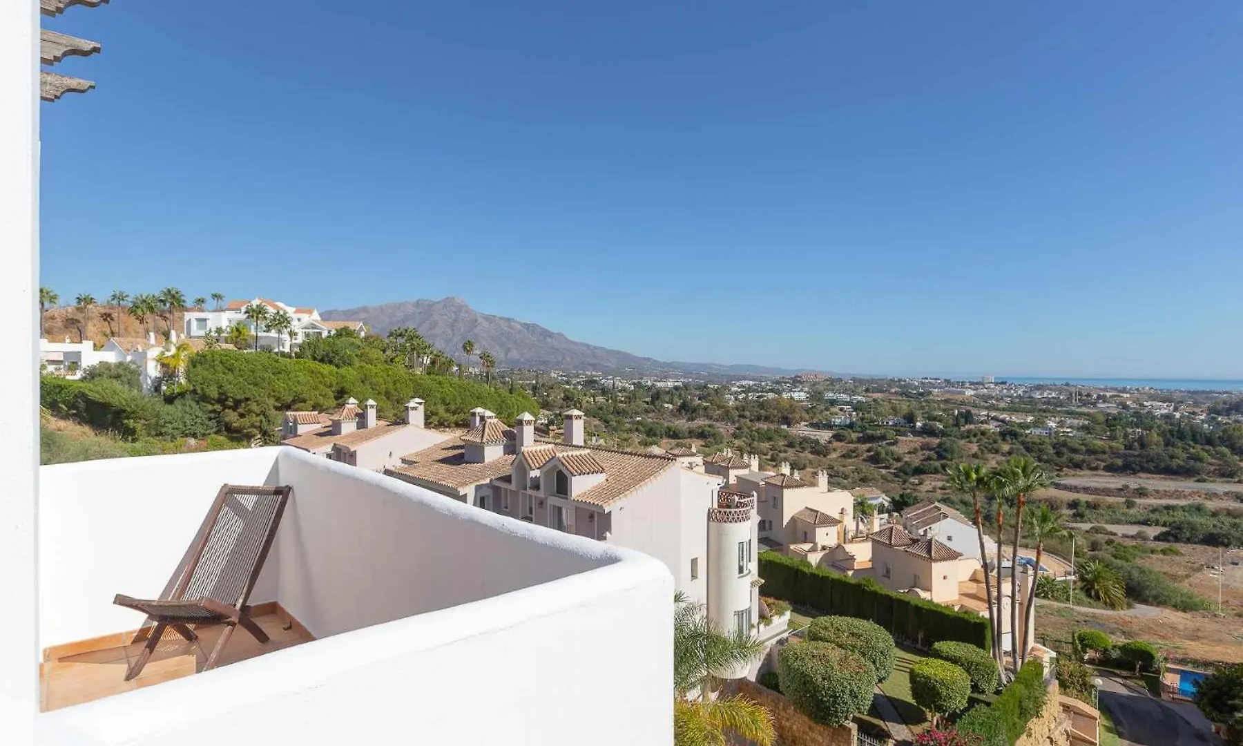 Espectacular Atico Con Impresionantes Vistas Mar Apartment Benahavis